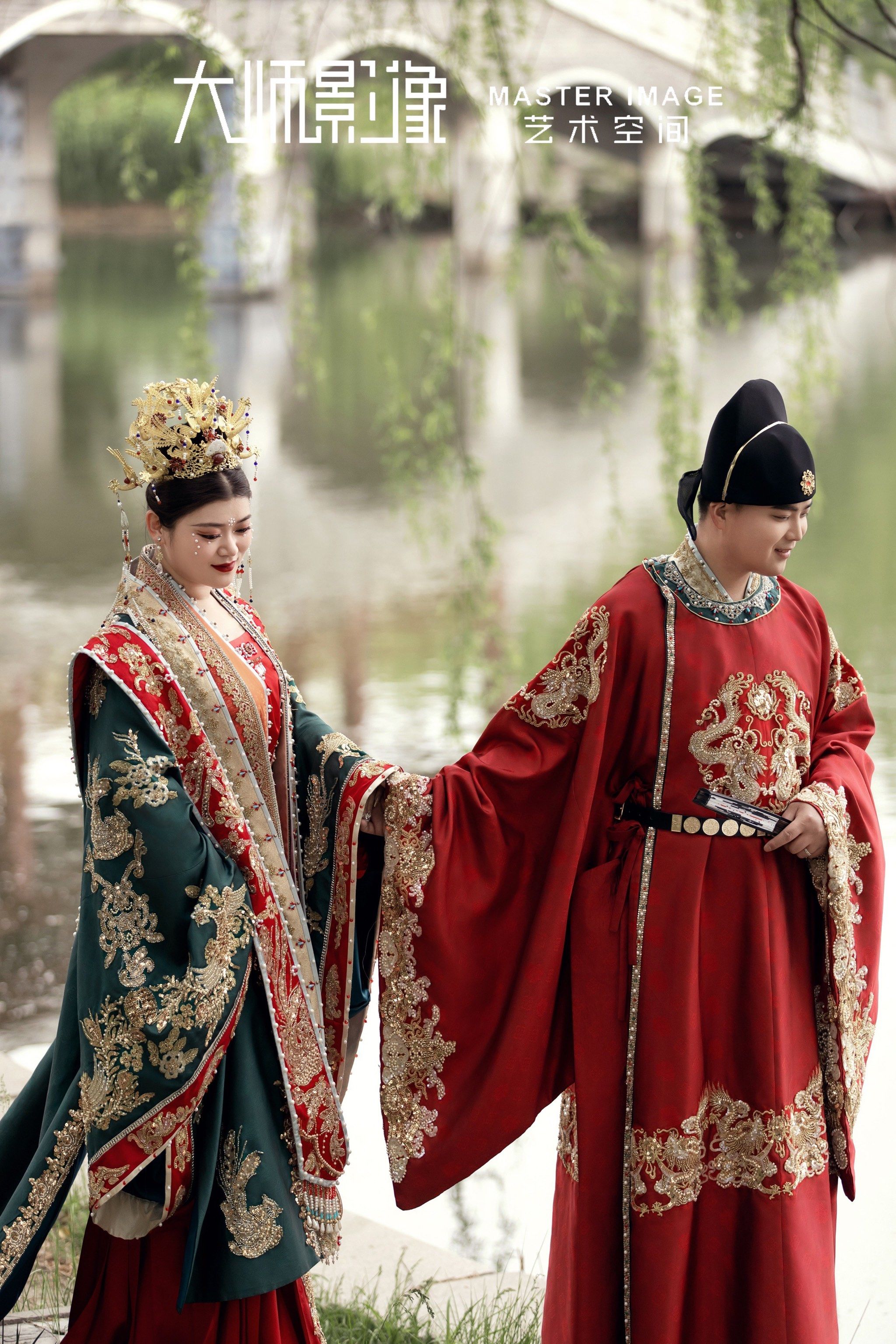 就是这个感觉,超厉害你,什么也不用说了姐妹们冲啊#凤冠霞帔十里红妆