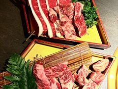 -铭牛烧肉·和牛海鲜自助(高新月牙湖店)