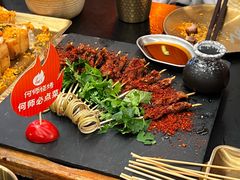 -何师烧烤Pro ·小龙虾·江湖川菜·精酿啤酒(太古里店)