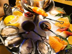 土蚝海鲜塔拼盘-囧吉香生蚝牛排馆(湖北路店)