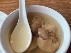 松茸汽锅鸡-中8楼风尚云南菜(颐堤港店)