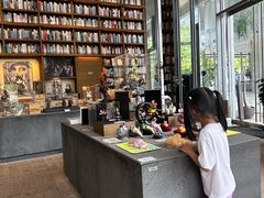 -茑屋书店(天目里店)