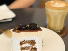 -玲婧胡同·生日蛋糕·餐厅(嘉里城店)