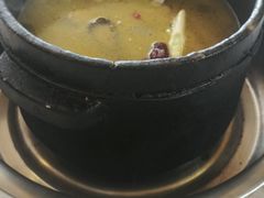 -鲁朗纳麦石锅鸡庄园