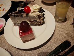 -东方红海鲜百汇(国际大厦店)