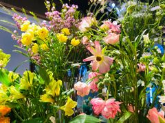 -谷莠子花艺气球派对·绿植造景·花艺沙龙(东海缤纷天地店)