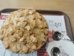 粘糕豆蓉雪冰-劳顶笨咖啡(益华广场店)