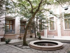 -香港大学