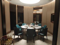 -忆江南·临江鱼馆