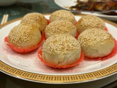 蟹粉蟹壳黄-王宝和酒家(黄浦店)