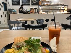 -HELLO 27 意面·沙拉·帕尼尼