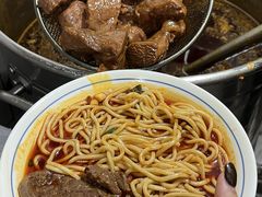 -易毛特色牛肉面(解放碑步行街店)