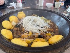 -粘豆包柴火铁锅炖