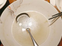 -爱碗亭·鲜炒湖南菜(壹城中心店)