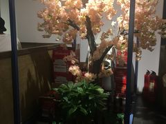 -尚尚仙·酸汤猪手·猪肚鸡火锅(华联万柳购物中心店)