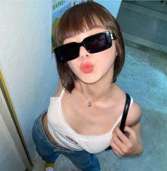 -东方美妍小鹏造型