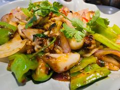 -大头虾越式风味餐厅(光明广场店)