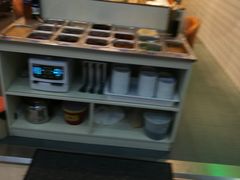 自助取餐区-百品聚旋转火锅(号外店)