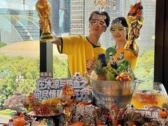-雍容荟帝王蟹活龙虾展台自助(IFS黑金店)