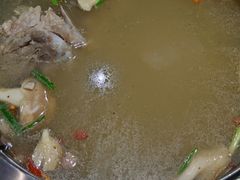 -阿二骨煲(新天地店)