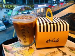 -麦当劳(龙洞店)
