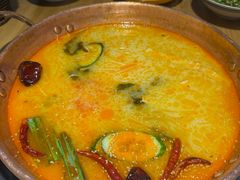 -洱火云南酸菜牛肉火锅(石景山当代商城店)