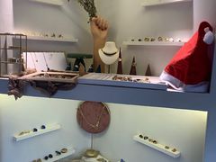 -LADY FAFA(巨鹿路陕西南路路口店)