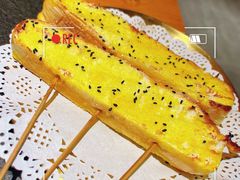 奶香面包-老板娘串店·中餐&烧烤