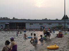-柳浪游泳场