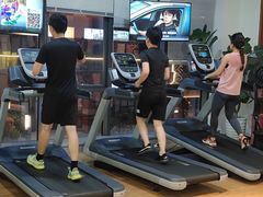 -豪逸健体(中骏广场店)