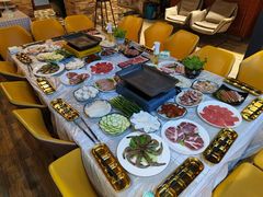 -玩坞轰趴馆·户外团建聚会主题生日派对馆(世豪广场店)