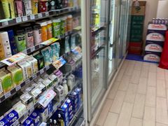 -全家便利店(愚园店)