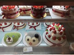 -花花卷卷·鲜食蛋糕(静安久光百货店)