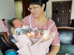 -爱月宝月嫂·育儿嫂(哈尔滨总店)