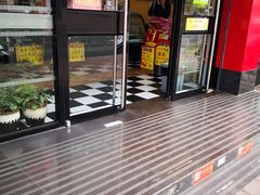 门面-思味特(纬一路店)