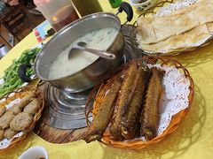 -洞密园美食城(富华路店)