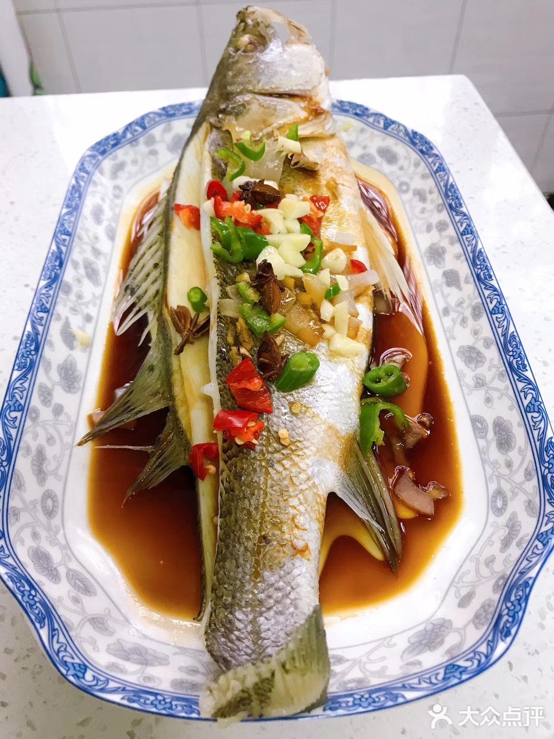 味道鲜美，营养丰富的清蒸鲈鱼