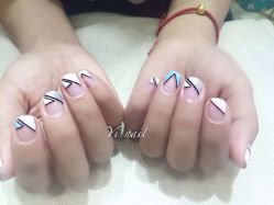 -逸日式美甲美睫工作室