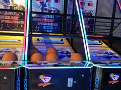 -世代星球·保龄球·镭战真人CS·团建(杨浦店)