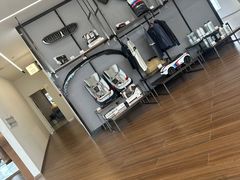 -宁波宝信宝马4S店(江北日湖店)