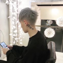 点击看大图 -3AM HAIR SALON染发烫发接发