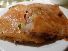 三鲜豆皮-莲餐厅·湖北菜·藕汤是头牌(愚园路店)