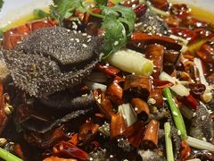 -牟记江湖重庆地标特色菜鱼蛋海鲜羊蝎子(巴南区黑金冠十多年好店)