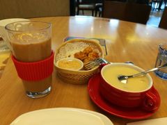 -必胜客(万象城店)