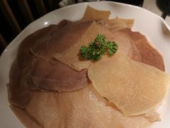 -左庭右院鲜牛肉火锅(浦江欢乐颂店)