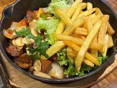 -Hoang Yen Vietnamese Cuisine