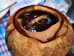 泰式椰皇炖乌鸡汤-陈鹏鹏潮汕菜(宝安机场T3航站楼店)