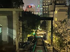 -山顶缆车
