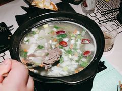 -云晓光头烧烤吧(川沙绿地店)