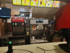 -麦当劳(利津路店)